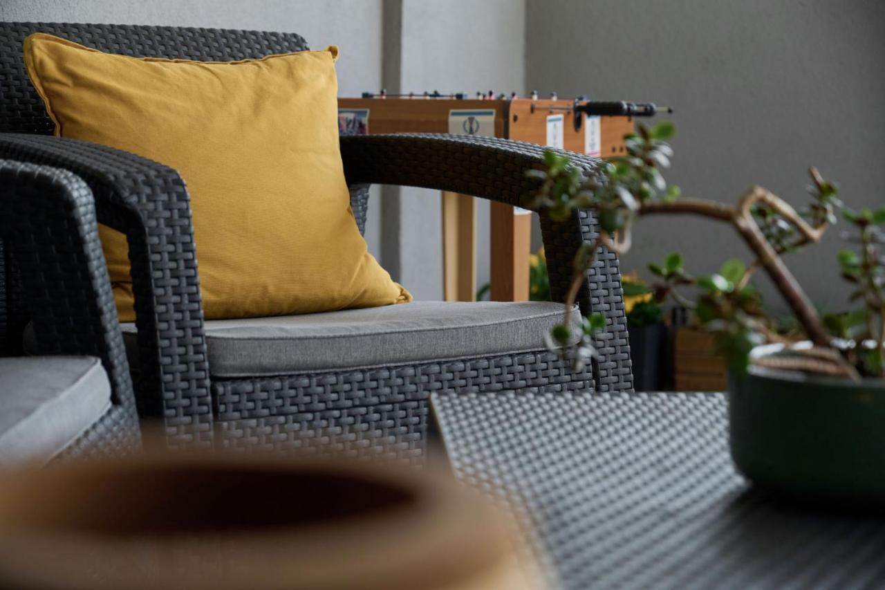 Spacious Apartment With Balcony Near The Slavic Hill Wroclaw By Renters Prestige Exterior photo