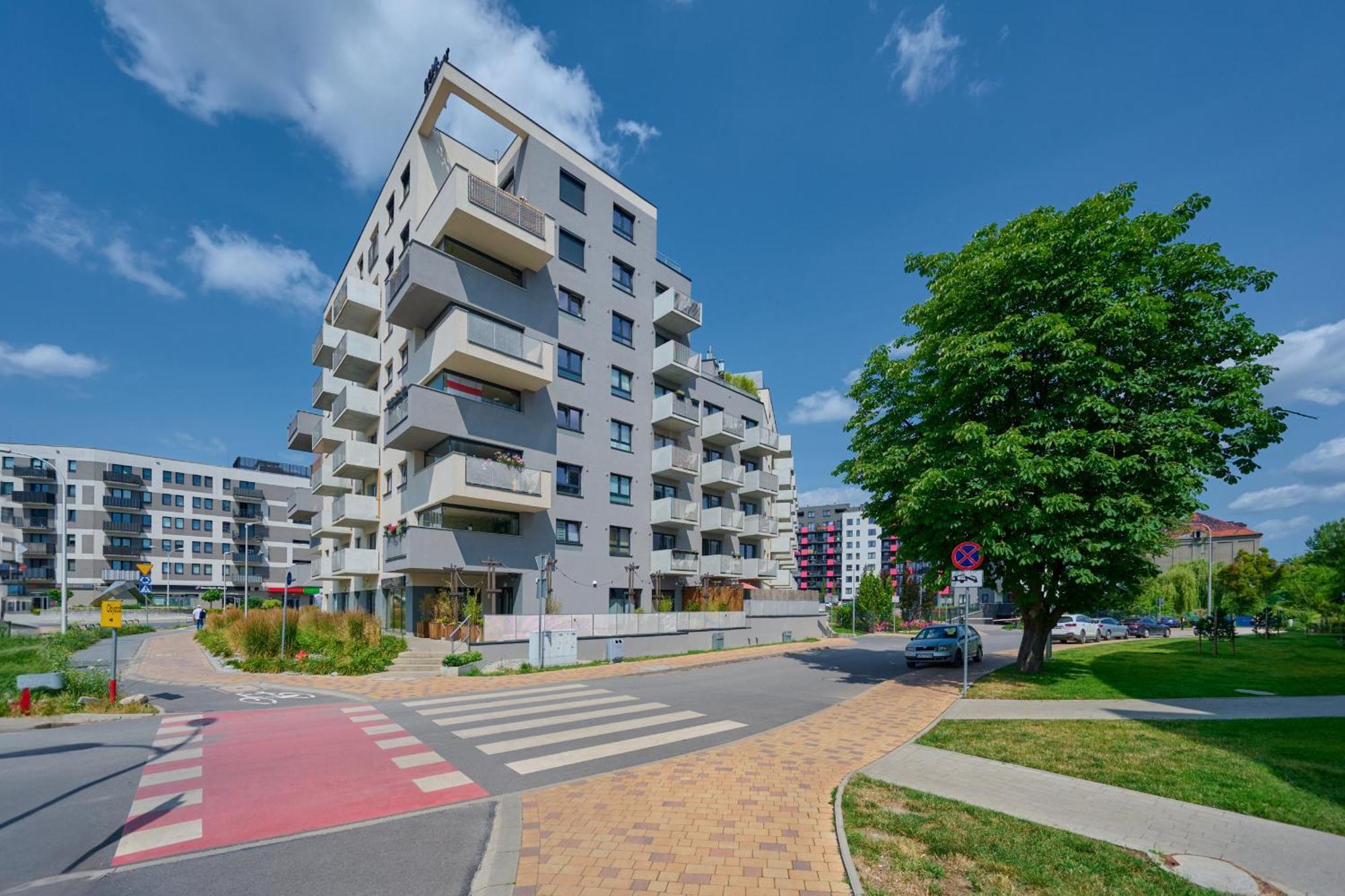 Spacious Apartment With Balcony Near The Slavic Hill Wroclaw By Renters Prestige Exterior photo